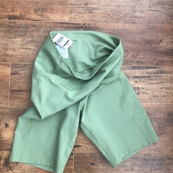 ** NWT** Girlfriend Collective High-Rise Bike Short Mantis L - Picture 7 of 7